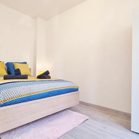 Chez Le General - T2 アパート