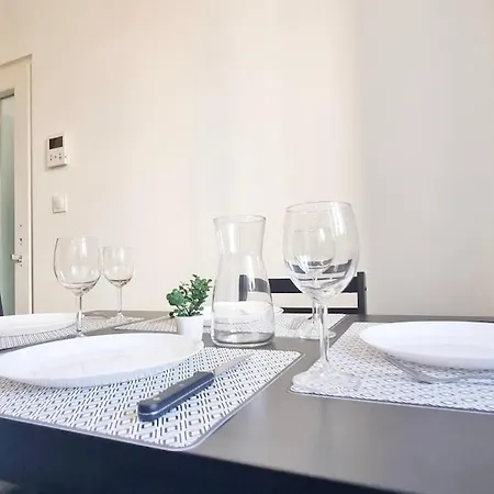 Chez Le General - T2 アパート *