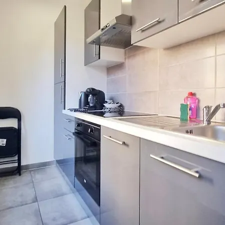 Chez Le General - T2 아파트